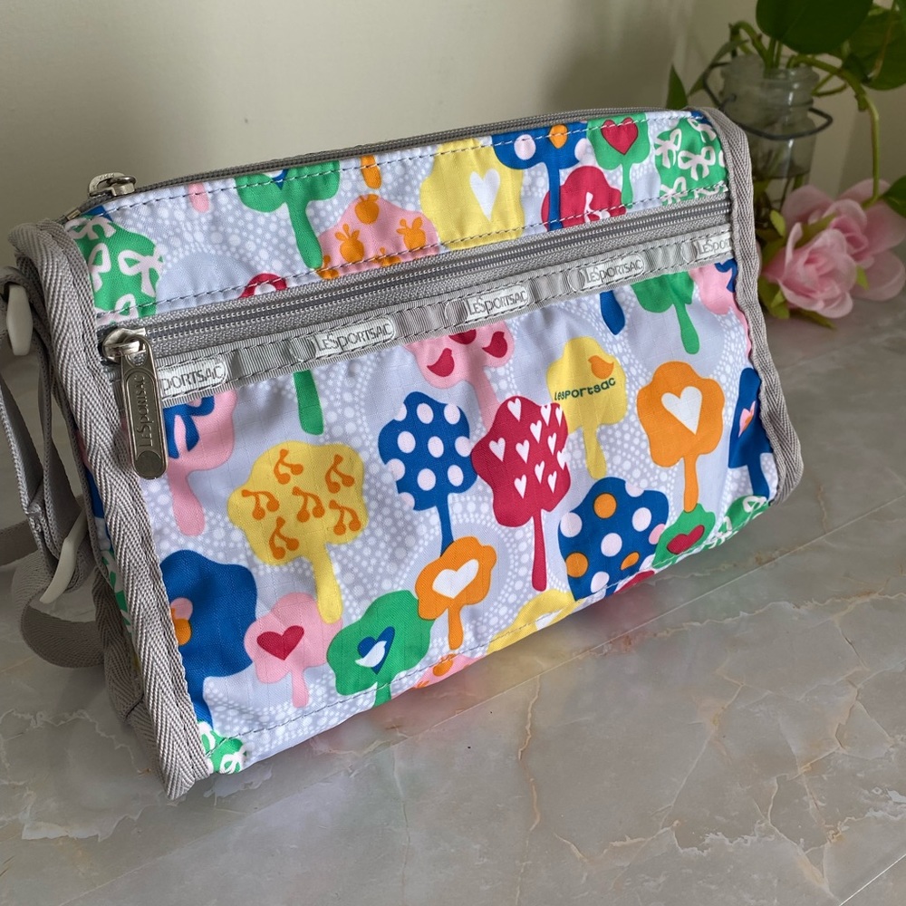 LaSportsac Crossbody bag!